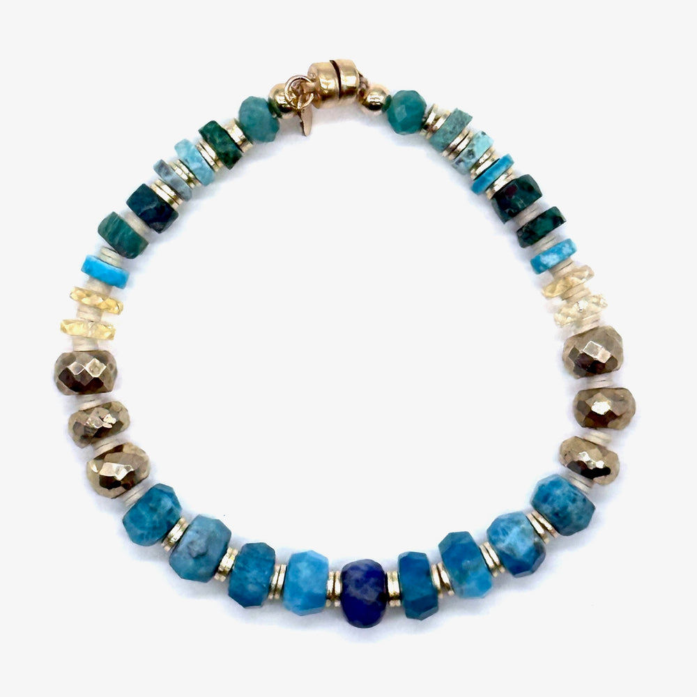 Blue Green  Wheel Magnet Bracelet - 7.25"