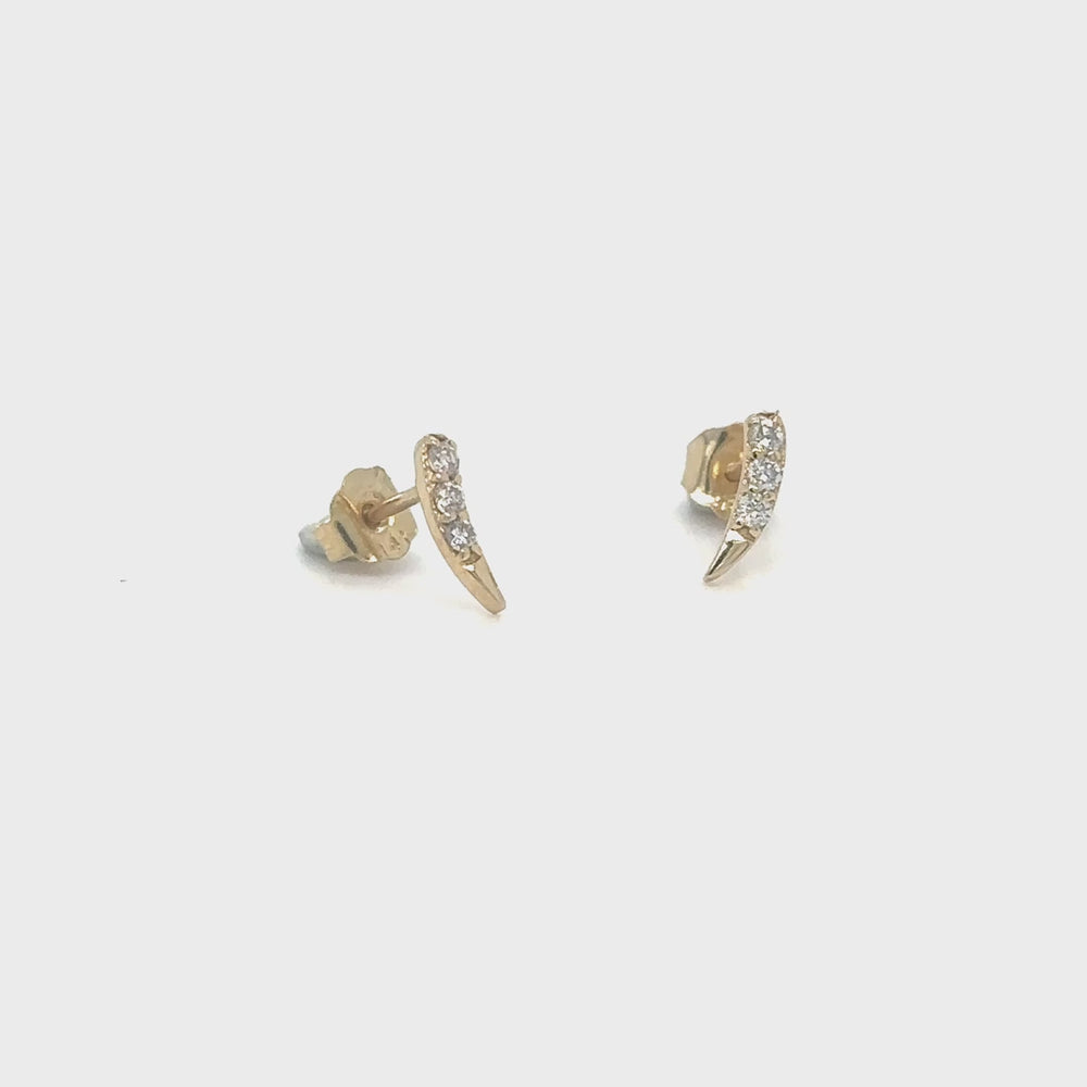 
            
                Load and play video in Gallery viewer, 14K Gold + Diamond Curved Spike Stud Earrings
            
        